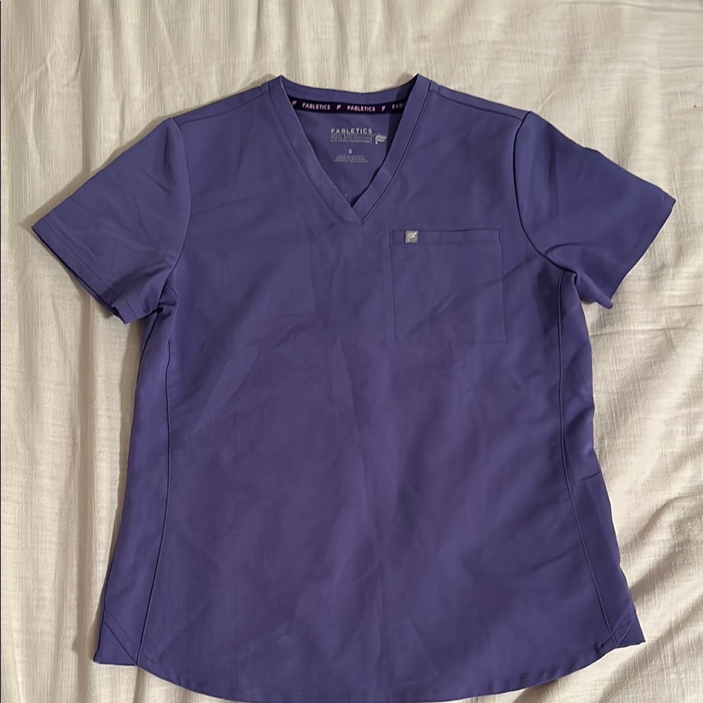 Fabletics Vitals One-Pocket Scrub Top